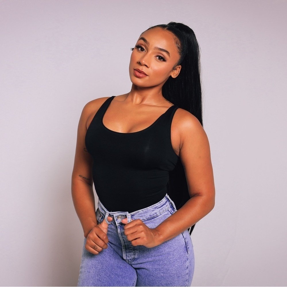 NNEKA ROSE SCULPT TANK TOP - Picture 9 of 16